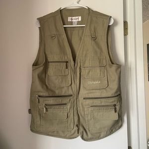 OlympinA fishing hiking vest